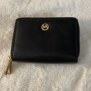 VA double zipped change purse